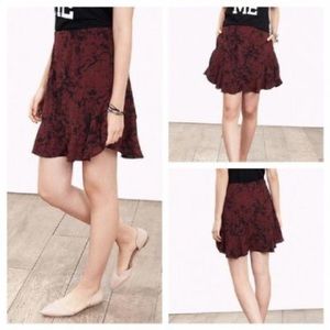 Banana Republic Flounce Skirt with Pockets Size 10